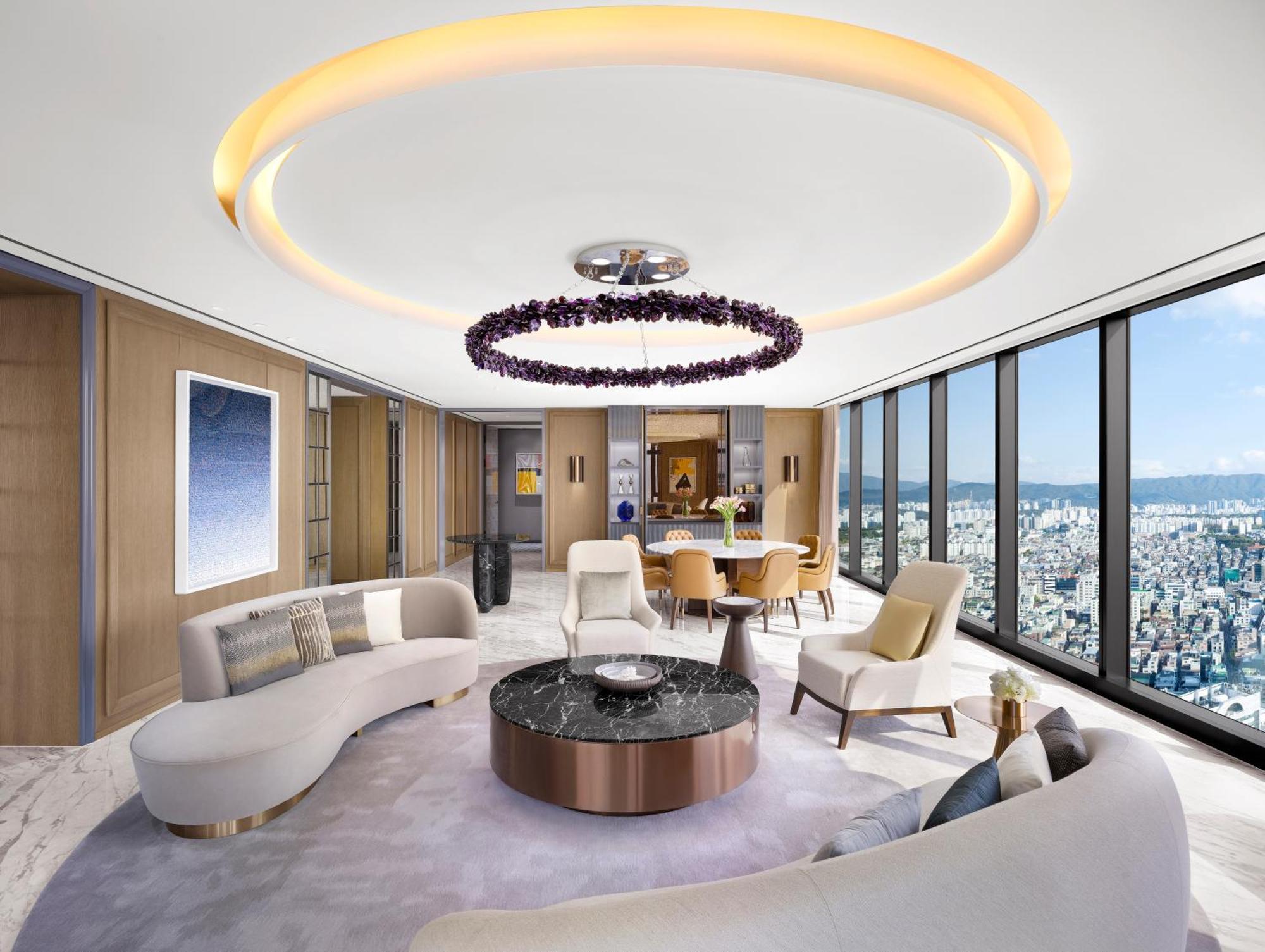 Hotel Sofitel Ambassador & 5*